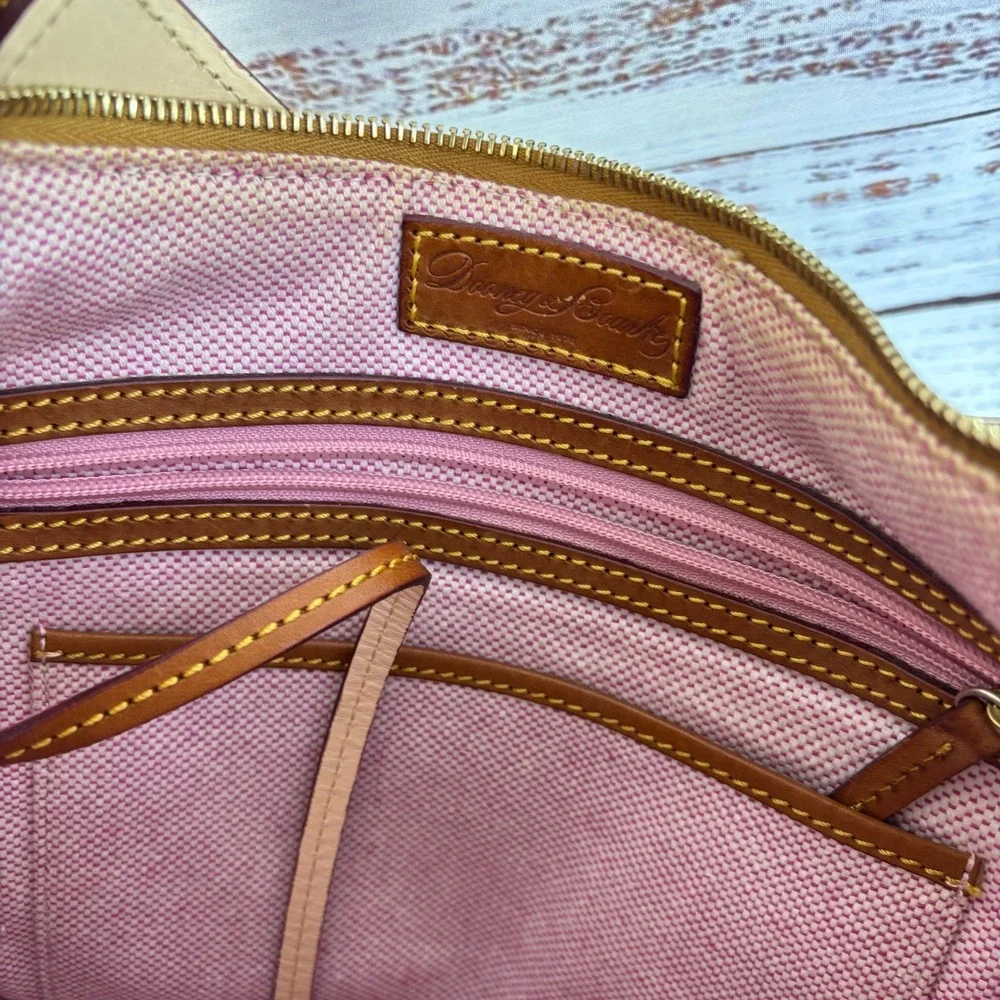 Vintage Dooney & Bourke Hobo Bag Med Black Tan Pebbled Leather Preppy Timeless